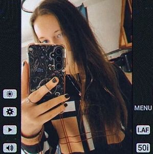 Meet your Posher, Olivia